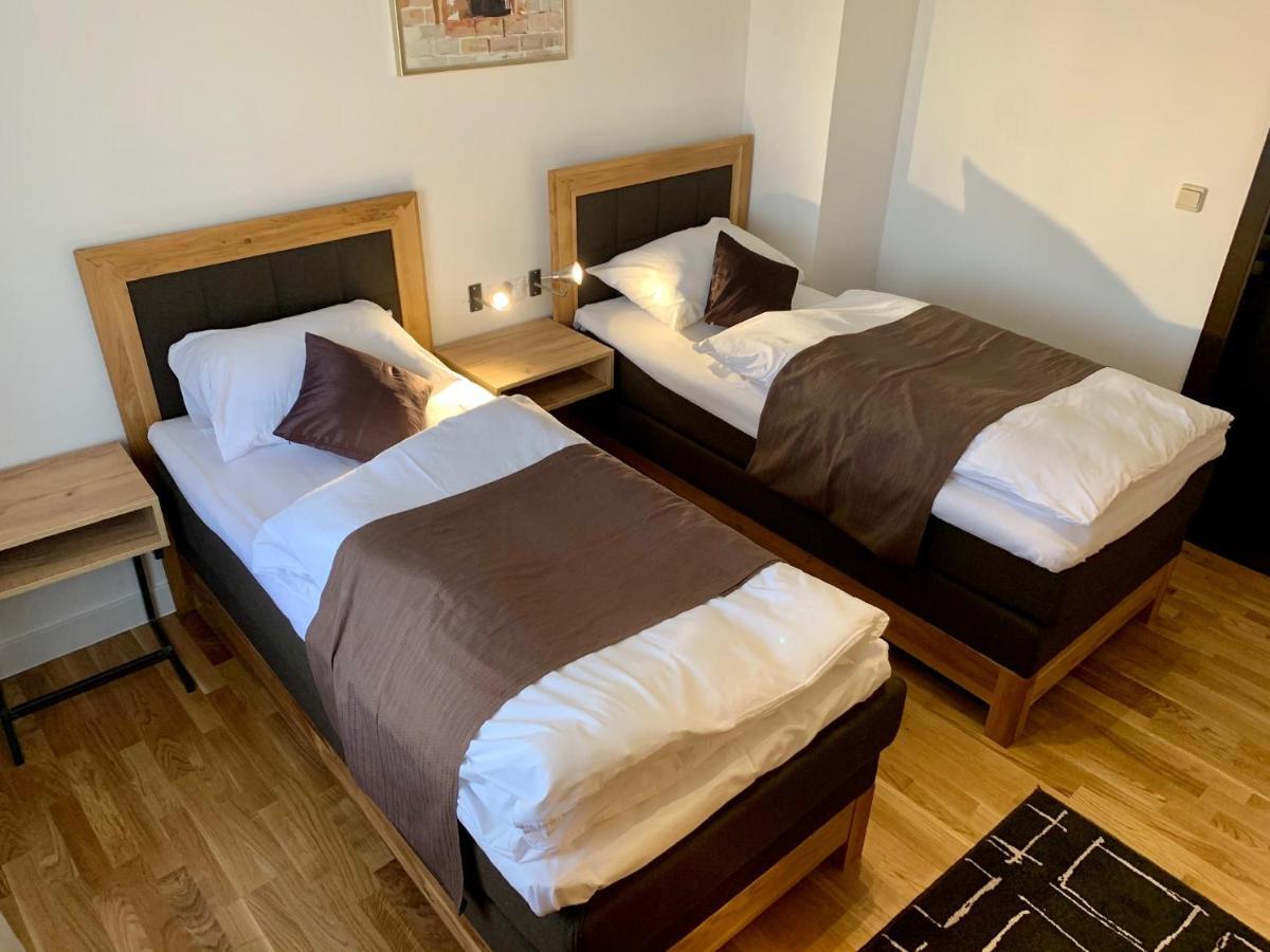 Motel Kiwi Grude Ngoại thất bức ảnh