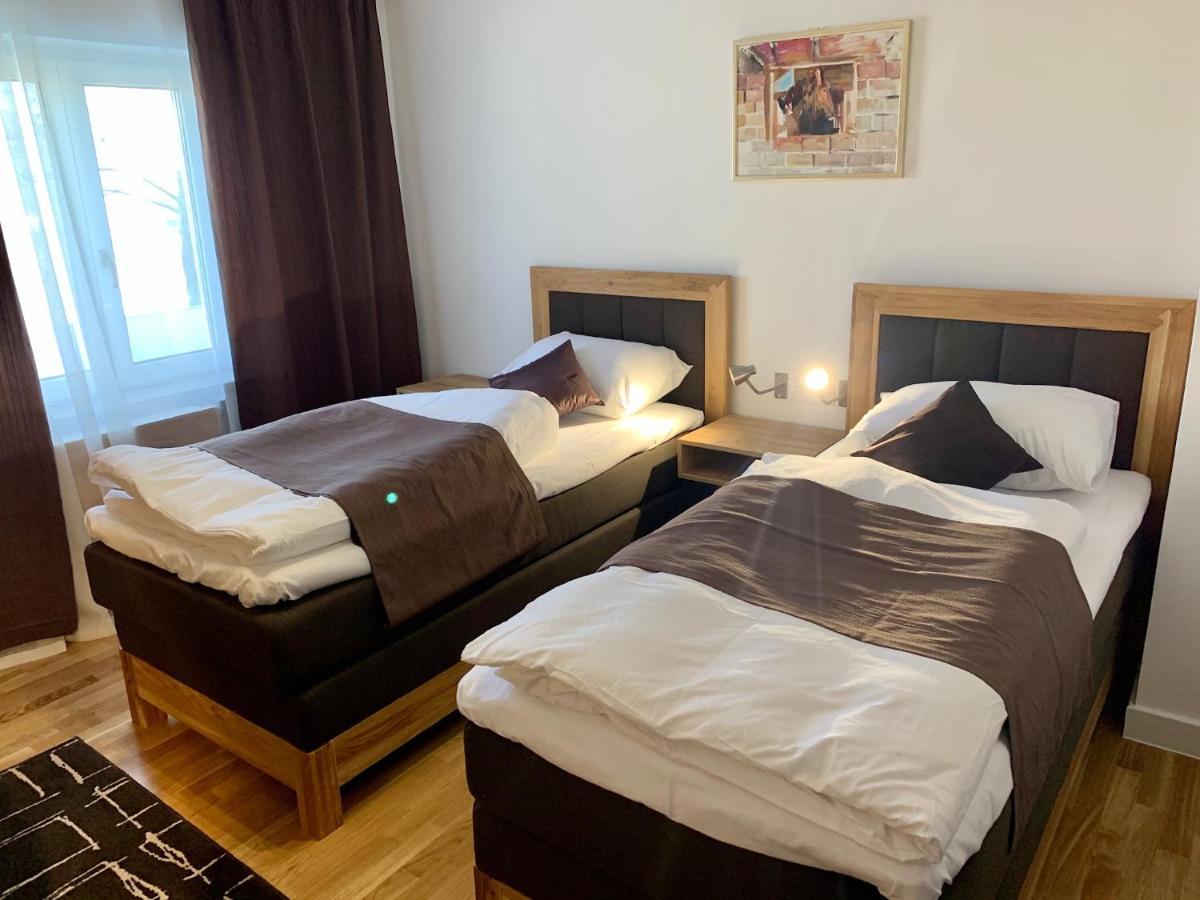 Motel Kiwi Grude Ngoại thất bức ảnh